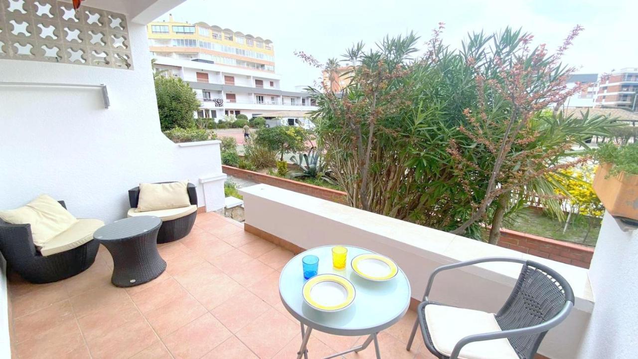 Tenis Sol Levante 103 Roses Exterior foto