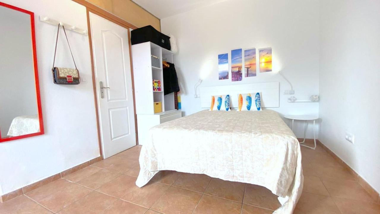 Tenis Sol Levante 103 Roses Exterior foto